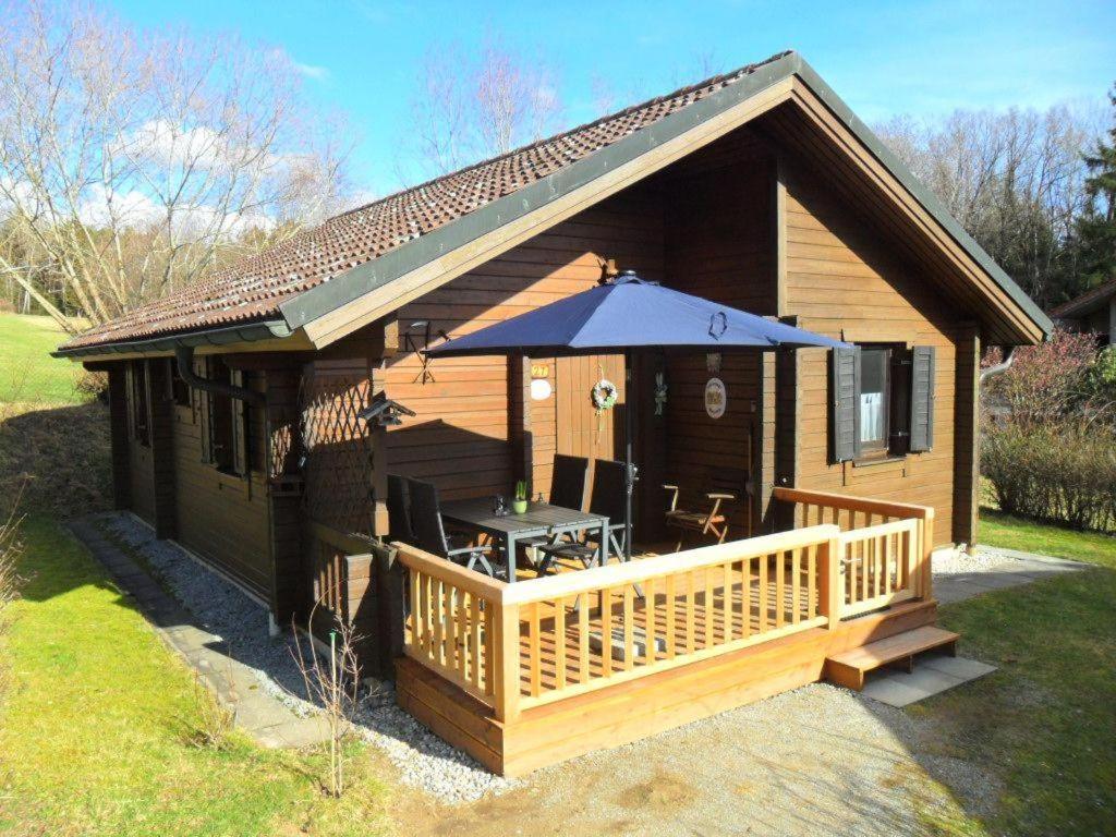 Komfortables-Ferienblockhaus-Nr-27-56-Qm-Bis-4-Personen-Viechtach-Jaegerpark Bagian luar foto